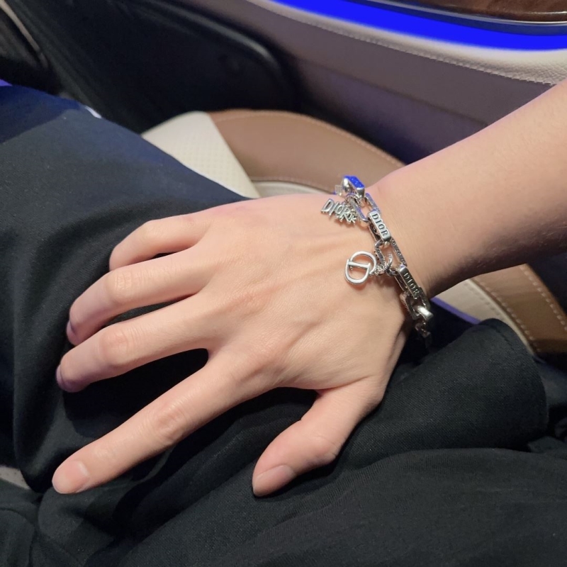 chr1st1an D10r necklaces